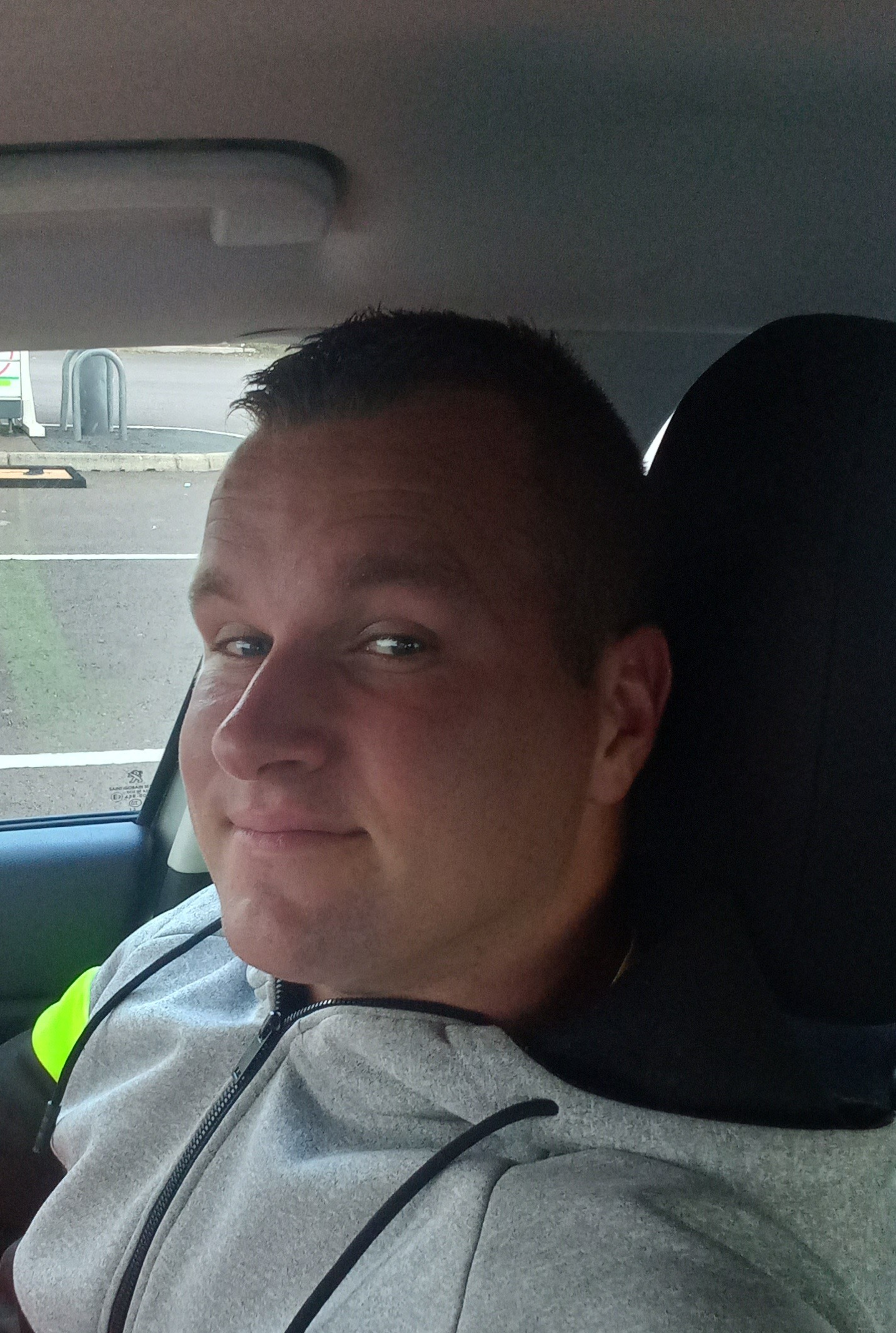 Sheun - Overijse - Brabant flamand | Rencontre Trans