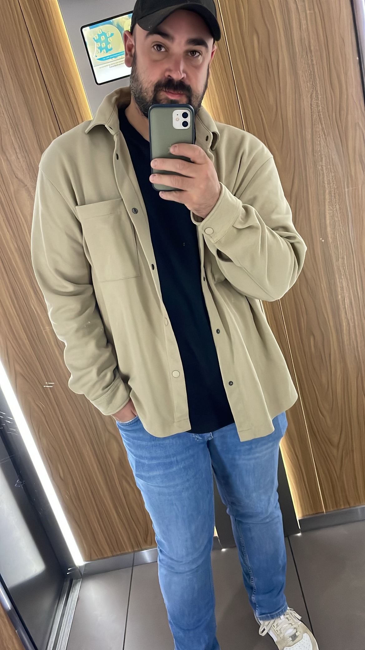 Yilmaz - Zandhoven - Anvers | Rencontre Trans