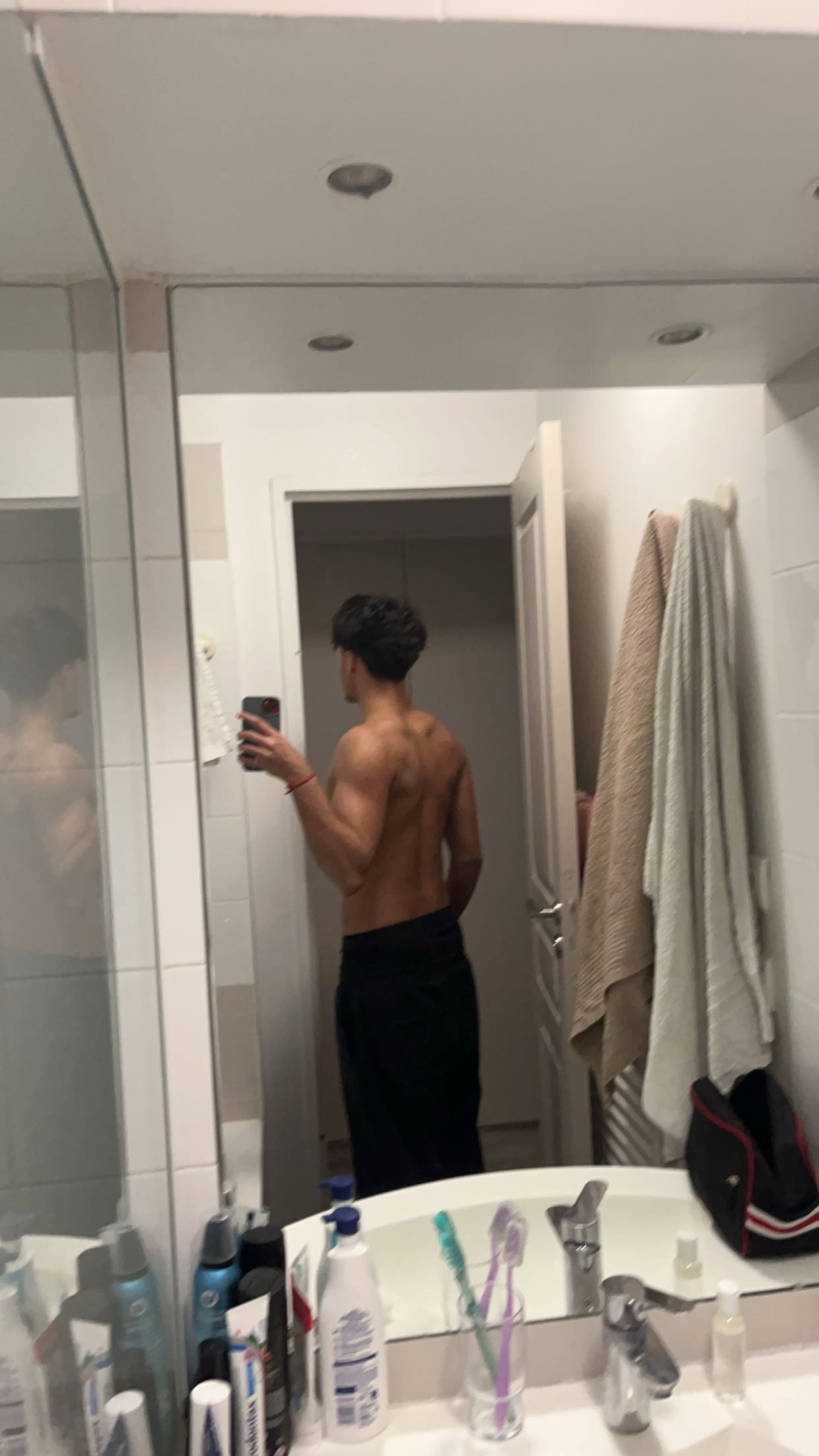 Joanis - Lasne - Brabant wallon | Rencontre Trans